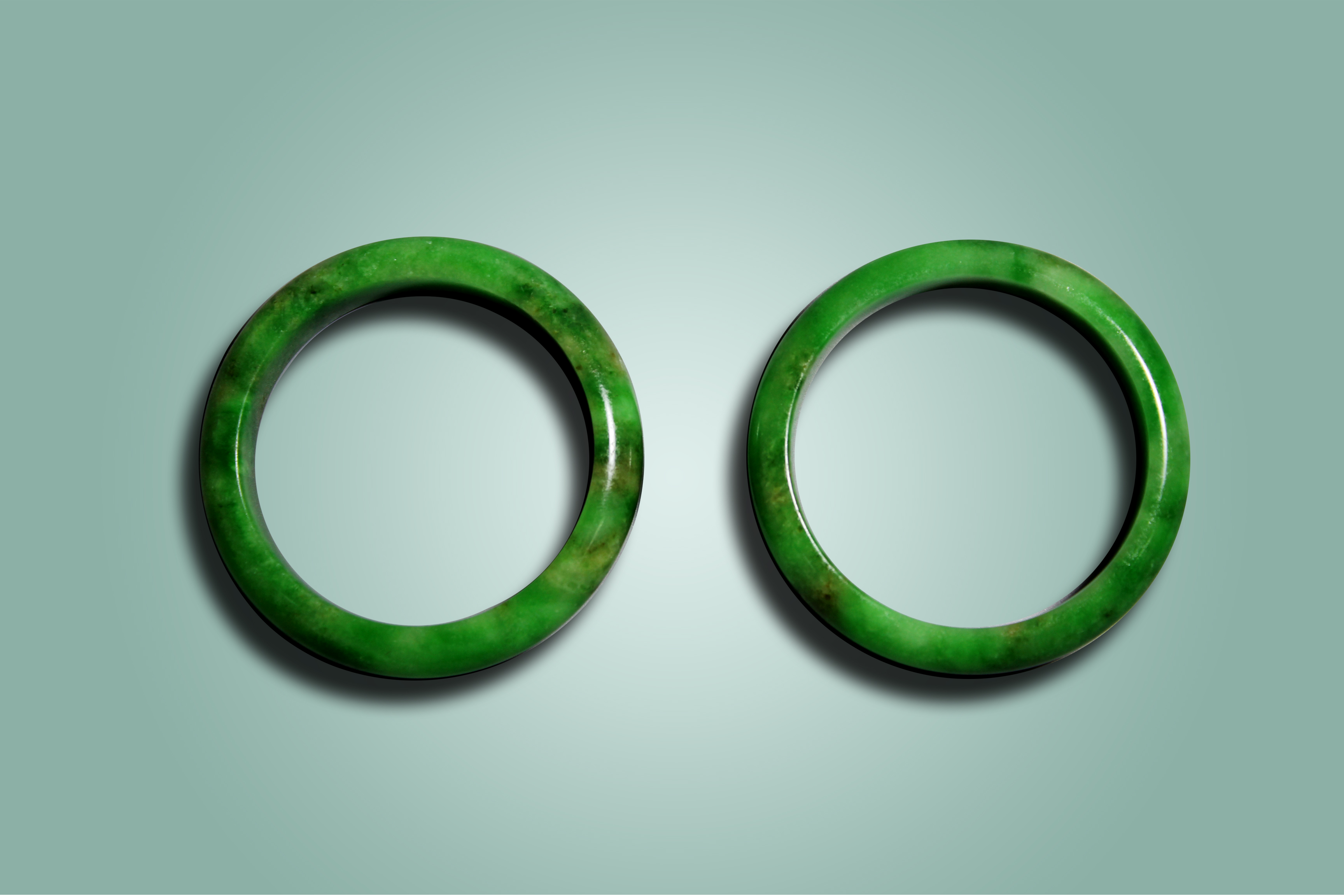 冰糯种翡翠手镯